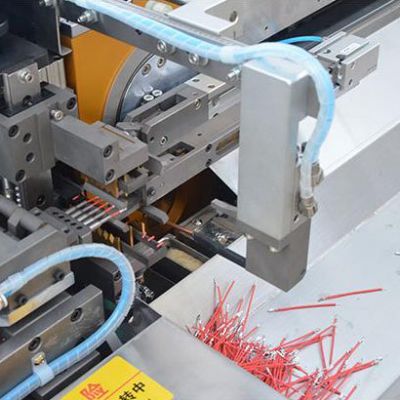 彩色觸屏全自動五線打端沾錫機廠家_海文能 質(zhì)量保證 價格優(yōu)惠